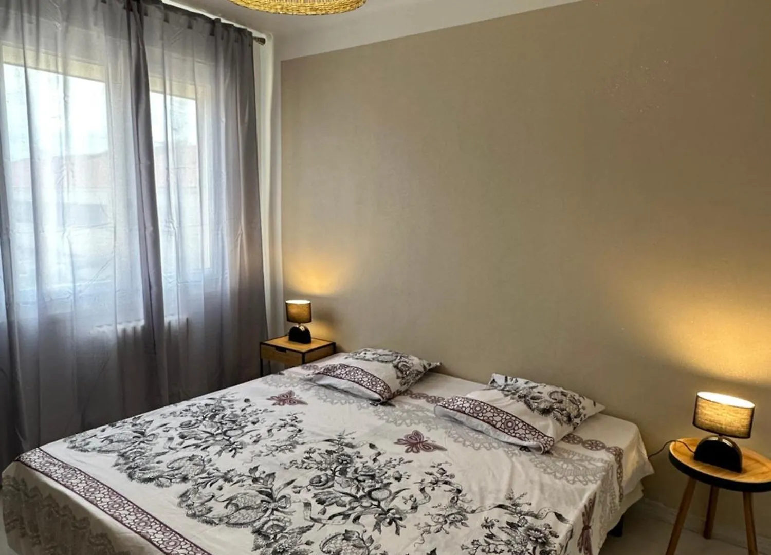 Appartement Lumineux Avec Balcon 카르팡트라 0*,  프랑스